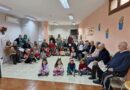 LOS MÁS PEQUES DEL CEIP MIGUEL DELIBES VISITAN EL CENTRO DE DÍA